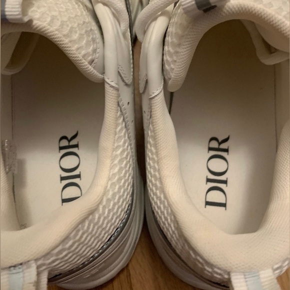 Dior b22 White Technical Mesh with White and Silver-Tone Calfskin - Picture 5 of 9